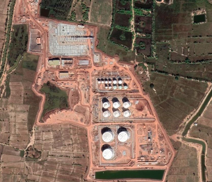 中国石油管道局承建的泰国东北部成品油管道项目孔敬府末站罐区终端（2022.1.11）